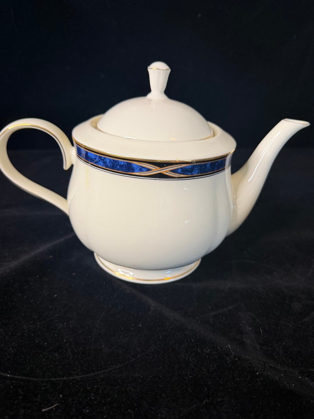 Lenox Mountain View Teapot with Lid – Fine China – Made in USA –